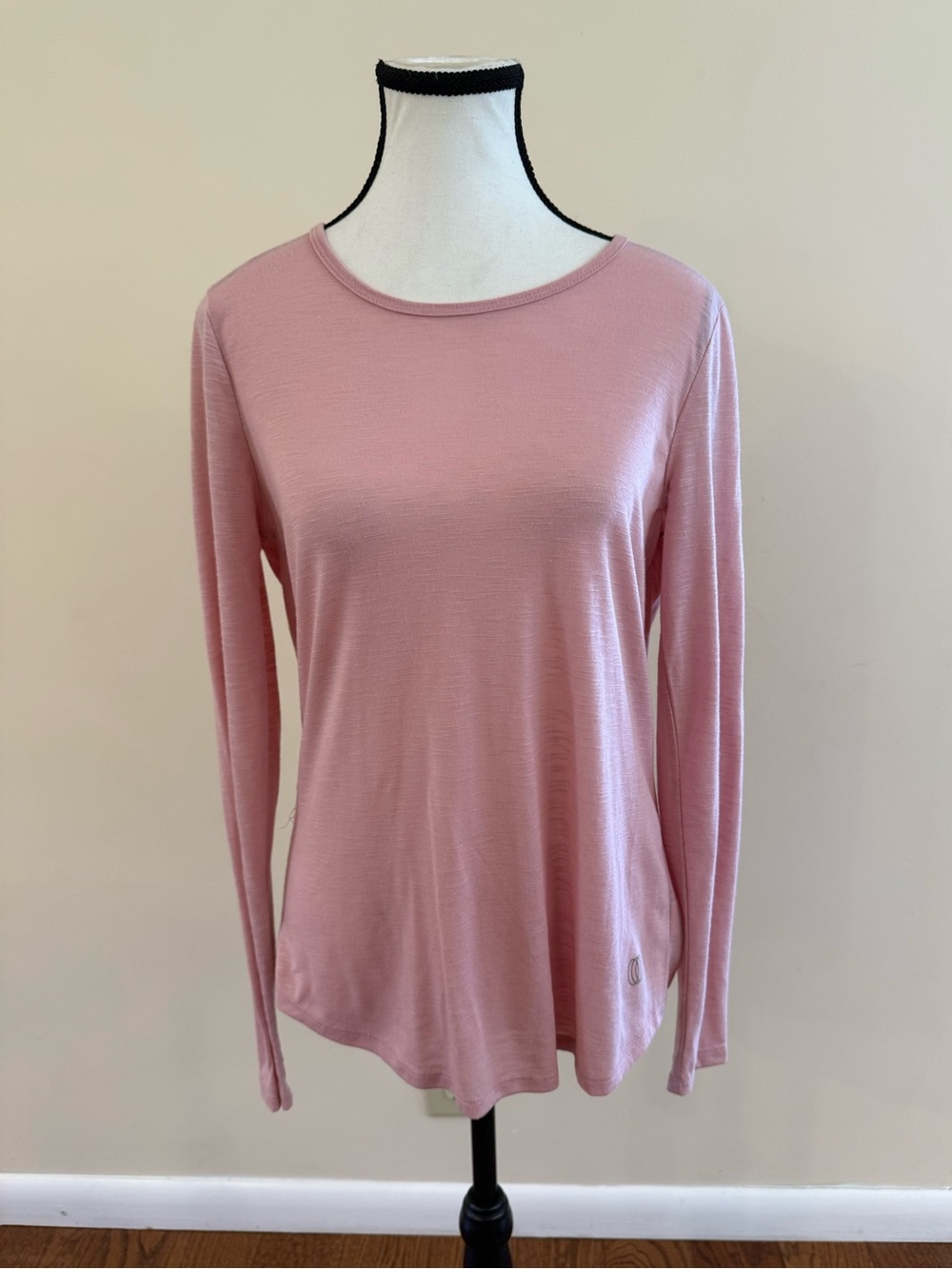Balance Collection Long Sleeve Crewneck Top in Dusty Pink size small